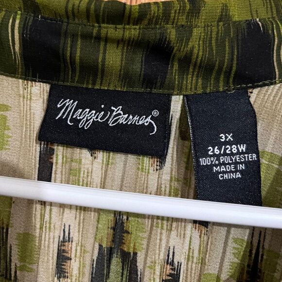 Maggie Barnes Women Green Multi Geometric Print in Textured Fabric Top Sz-3X - Picture 4 of 6